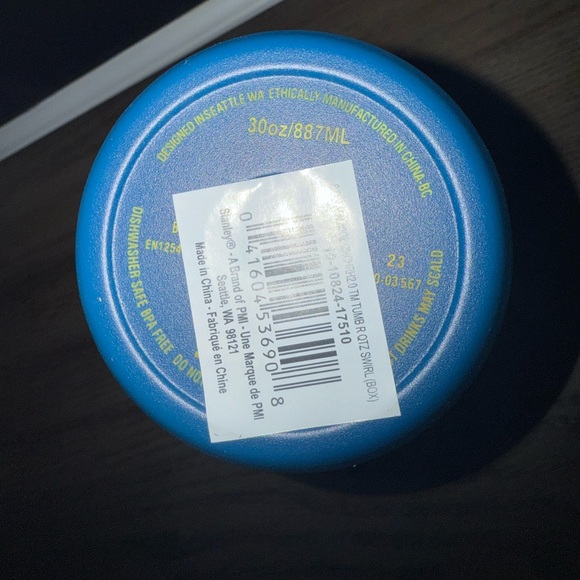 Stanley Blue Tumbler with Hello Kitty Design 30oz - Picture 4 of 4